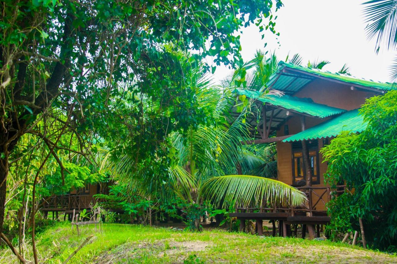 Yalaway Nature Villa Тіссамахарама Екстер'єр фото